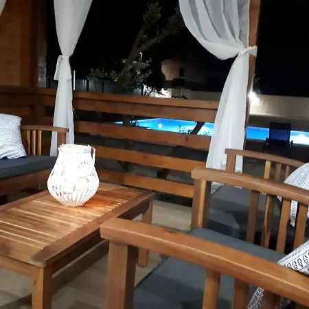 Appealing Holiday In Drage With Pool * Pakoštane